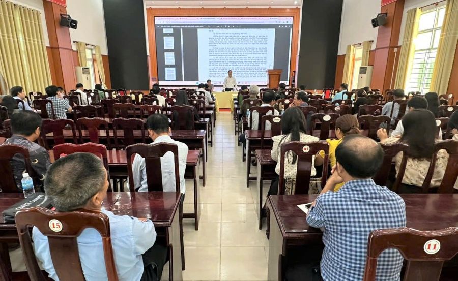 Quang cảnh hội nghị.