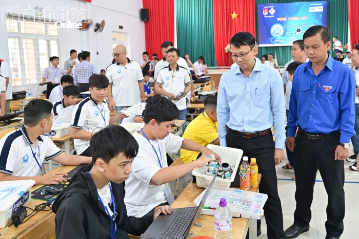 Vòng chung kết cuộc thi Sáng tạo Robotics tỉnh Khánh Hòa lần thứ I