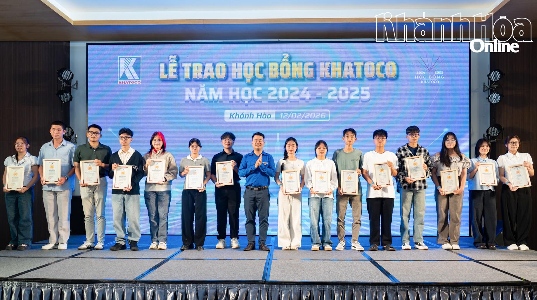Lễ trao học bổng Khatoco năm học 2024 - 2025.