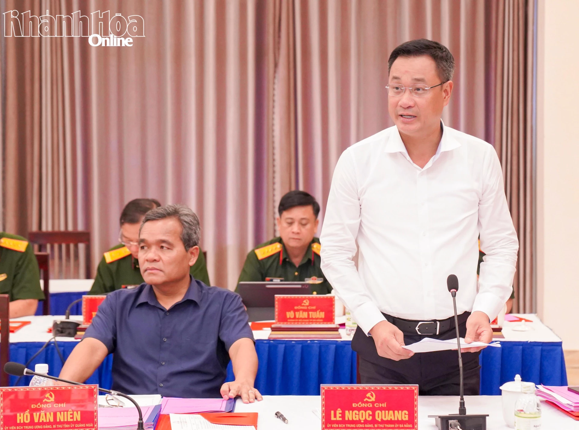Bí thư Thành ủy Đà Nẵng Lê Ngọc Quang phát biểu tại hội nghị.