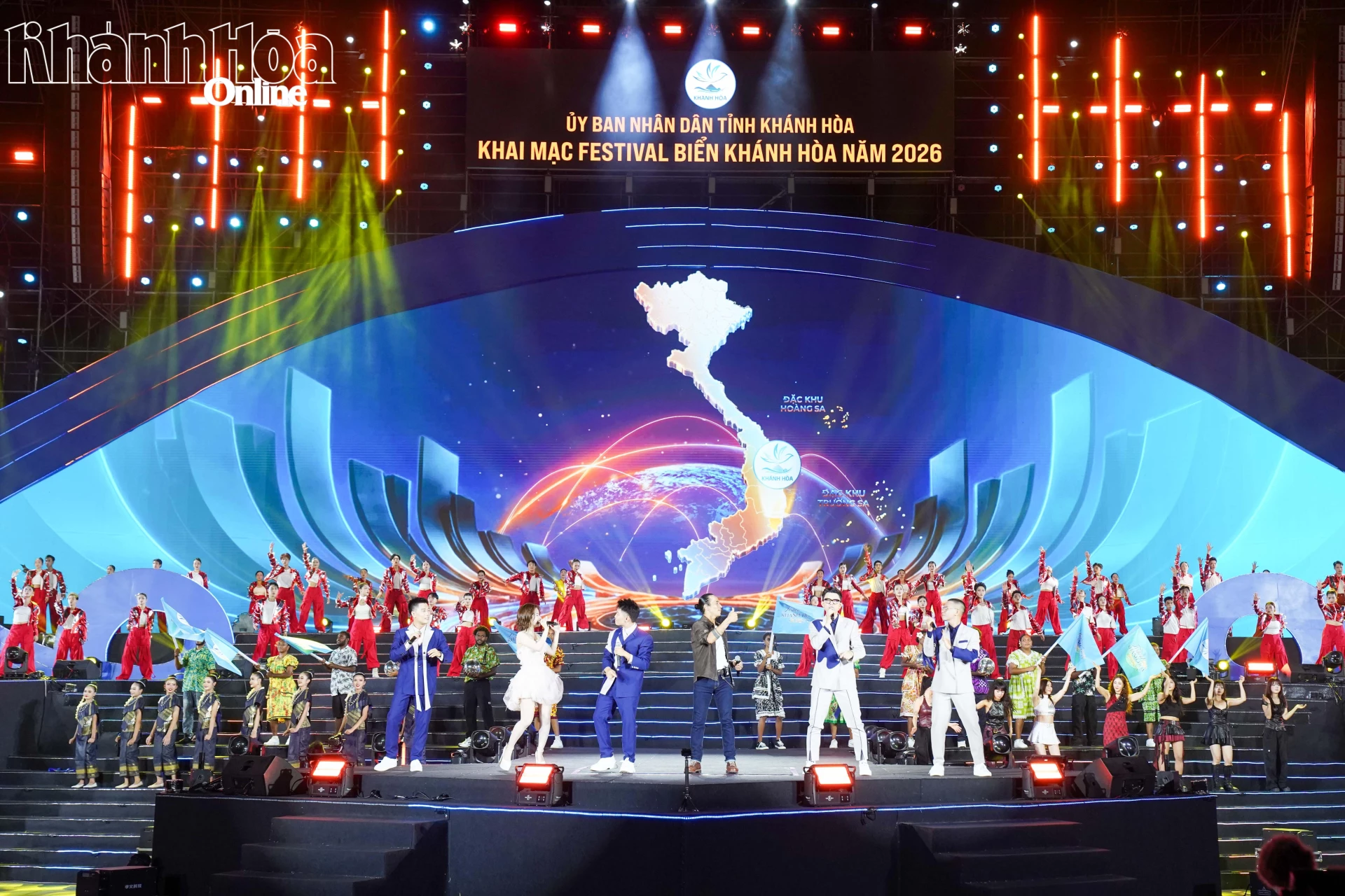 Sau lễ khai mạc, phố biển Nha Trang sẽ bước vào chuỗi các hoạt động, sự kiện của Festival Biển.