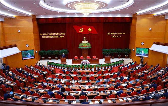 Bế mạc Hội nghị lần thứ ba Ban Chấp hành Trung ương Đảng khóa XIV