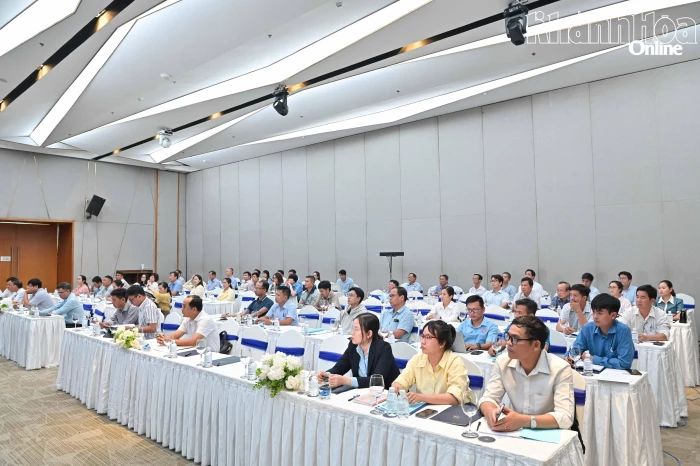 Chi cục Thủy lợi tỉnh Khánh Hòa tuyên truyền pháp luật về tài nguyên nước