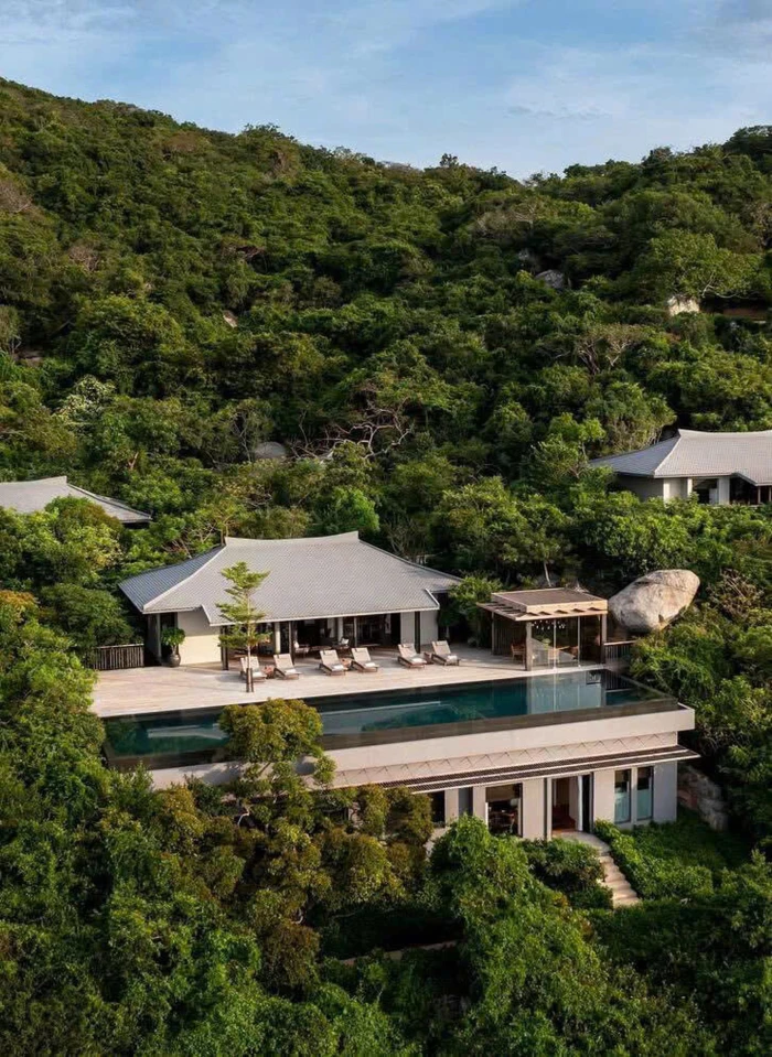 Amanoi được Tạp chí Condé Nast Traveller giới thiệu là 1 trong 10 khách sạn tốt nhất Việt Nam