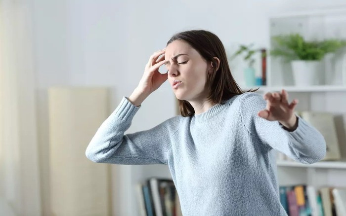 Đau đầu, mệt mỏi khi ngồi điều hòa: Nguyên nhân và cách khắc phục