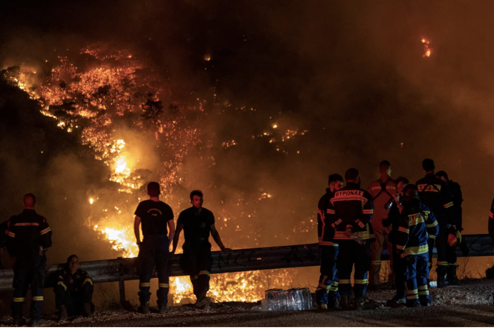 Cuộc chiến đuối sức cứu 'lá phổi của Hy Lạp' khi cháy rừng bao trùm đất nước