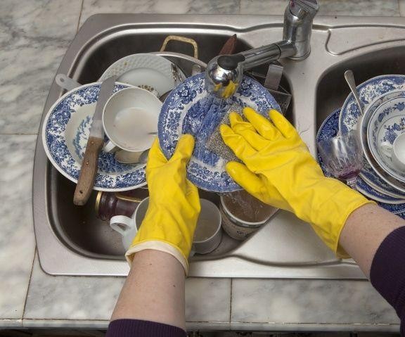 6 sai lầm thường gặp khi rửa bát gây tổn hại sức khỏe