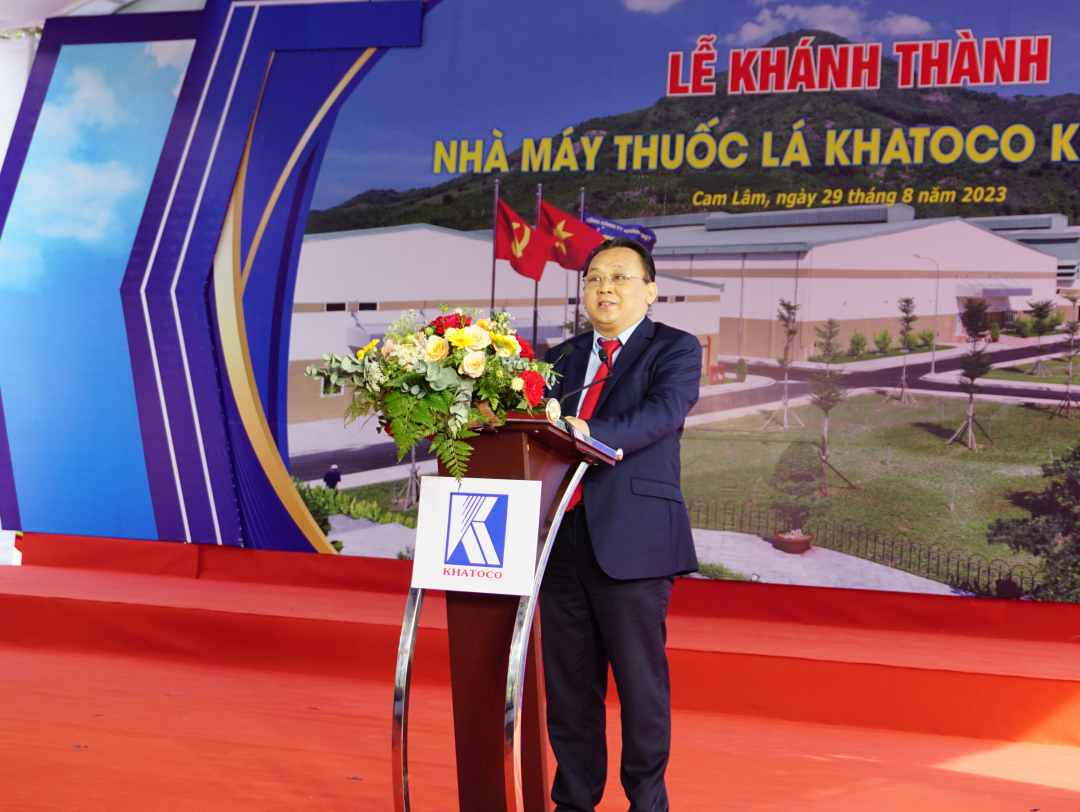 Le Huu Hoang speaking at the inauguration ceremony 
