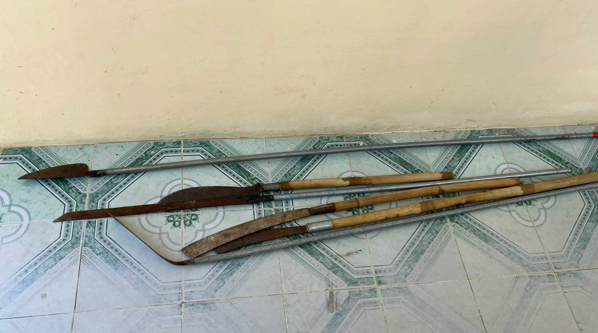 Tạm giữ 10 thanh niên tham gia ẩu đả ở Ninh Hòa làm 1 người chết