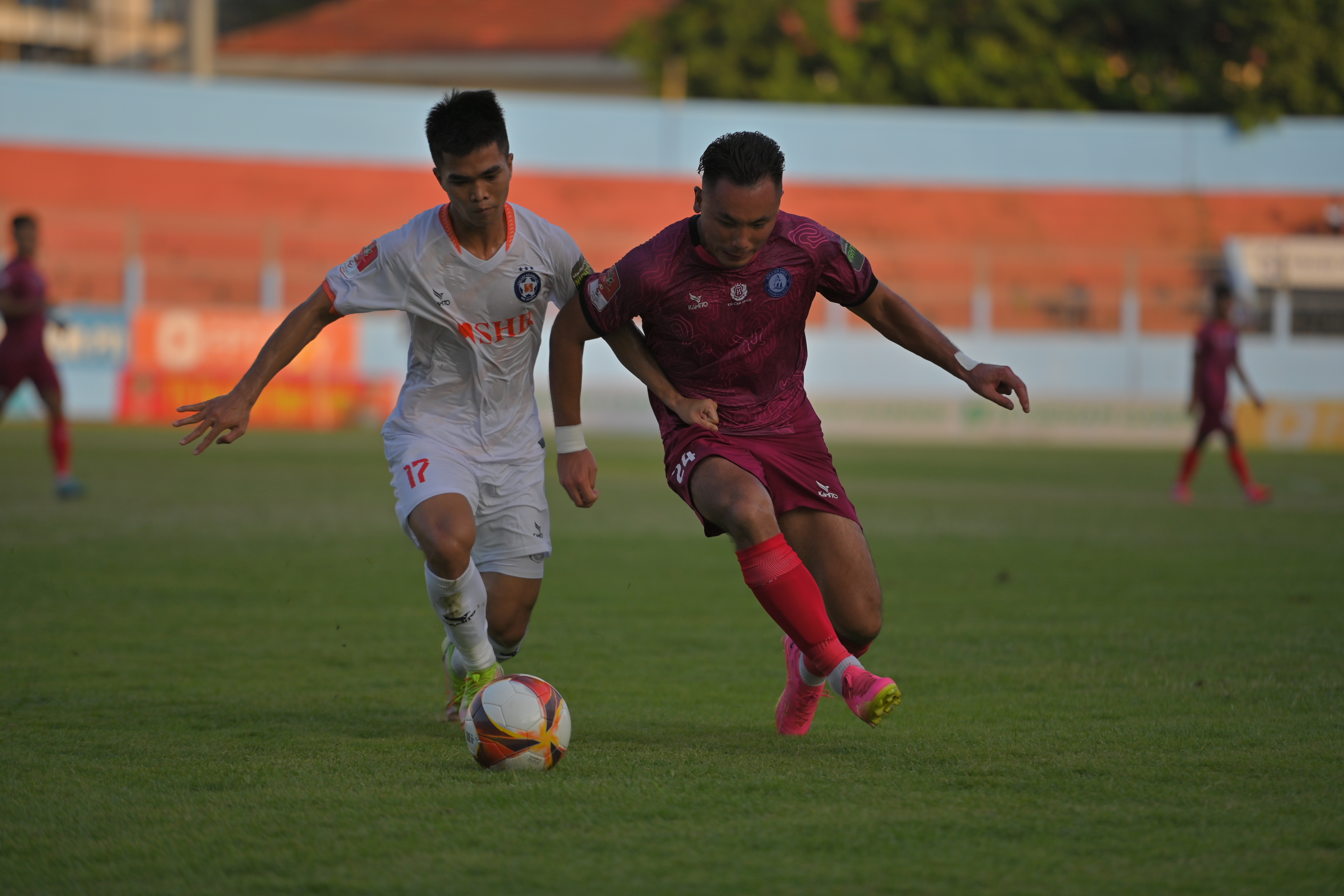 V.League 1 Night Wolf 2023, nhóm B:: Thắng chủ nhà Khánh Hòa 3-1, khách SHB Đà Nẵng vẫn rớt hạng