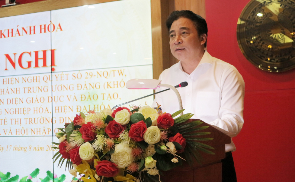 Ông Nguyễn Khắc Toàn phát biểu chỉ đạo tại hội nghị.