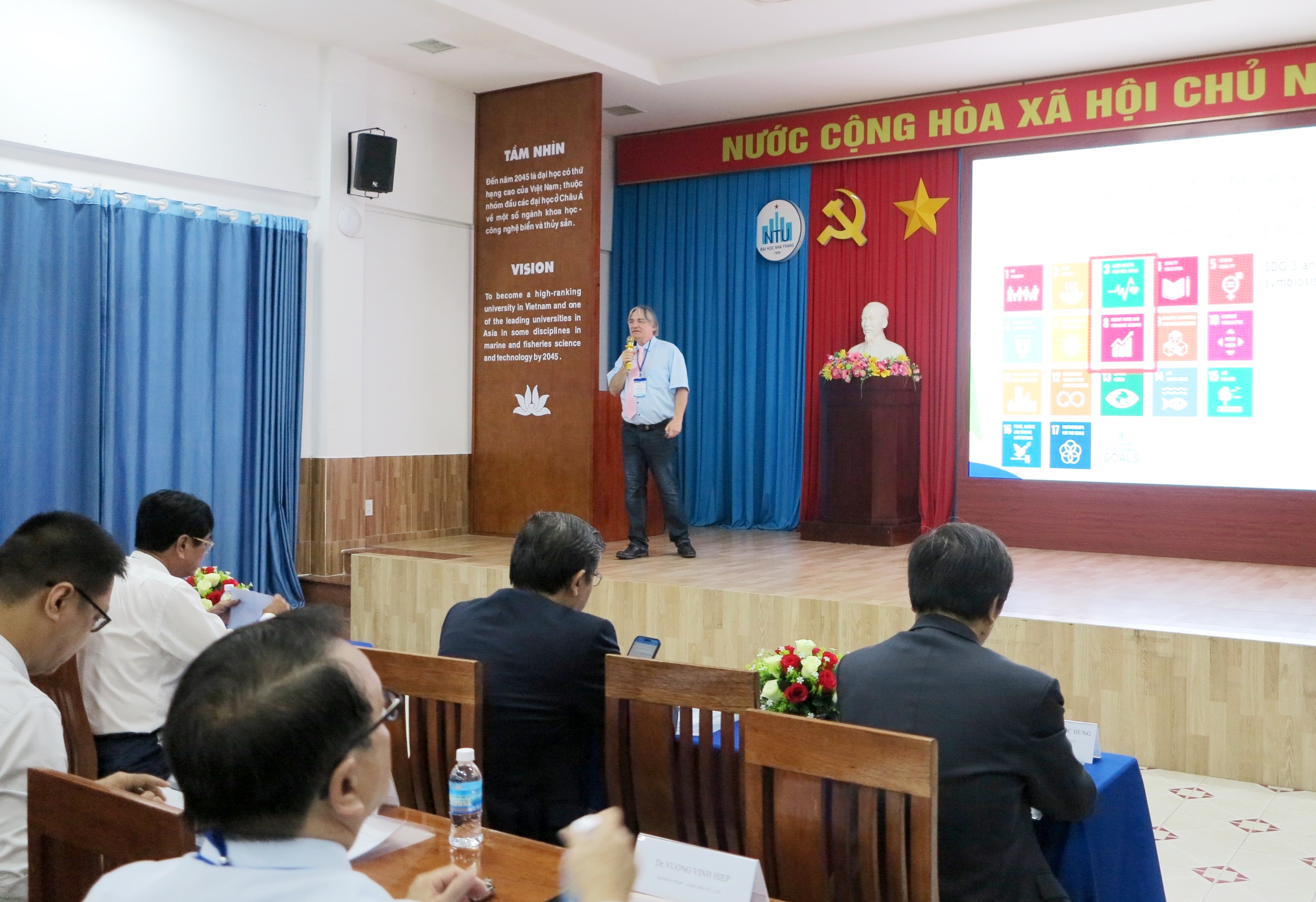 Hội thảo quốc tế về kế toán, kinh tế, tài chính và quản trị