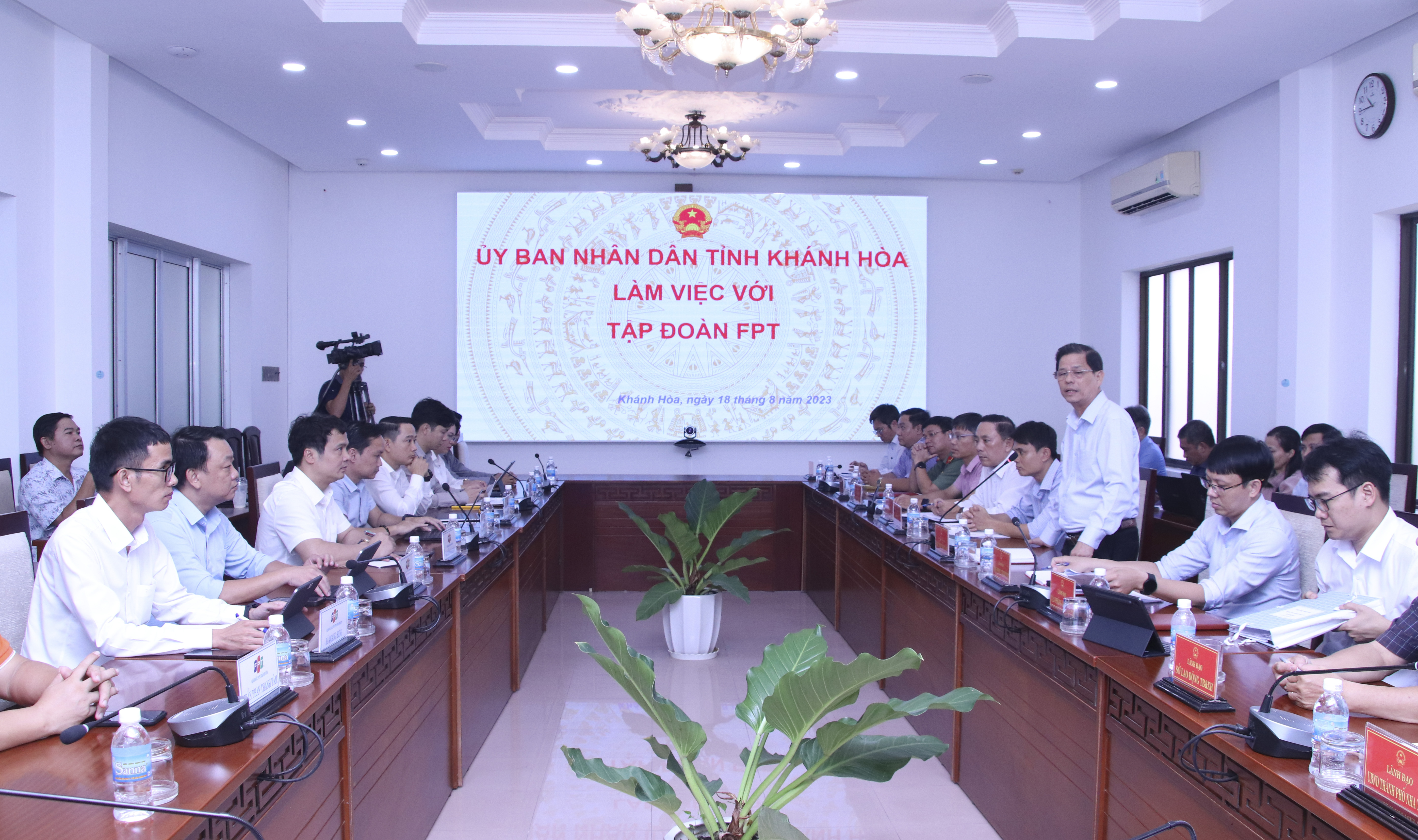 Thành lập tổ giúp việc hỗ trợ các dự án của Tập đoàn FPT