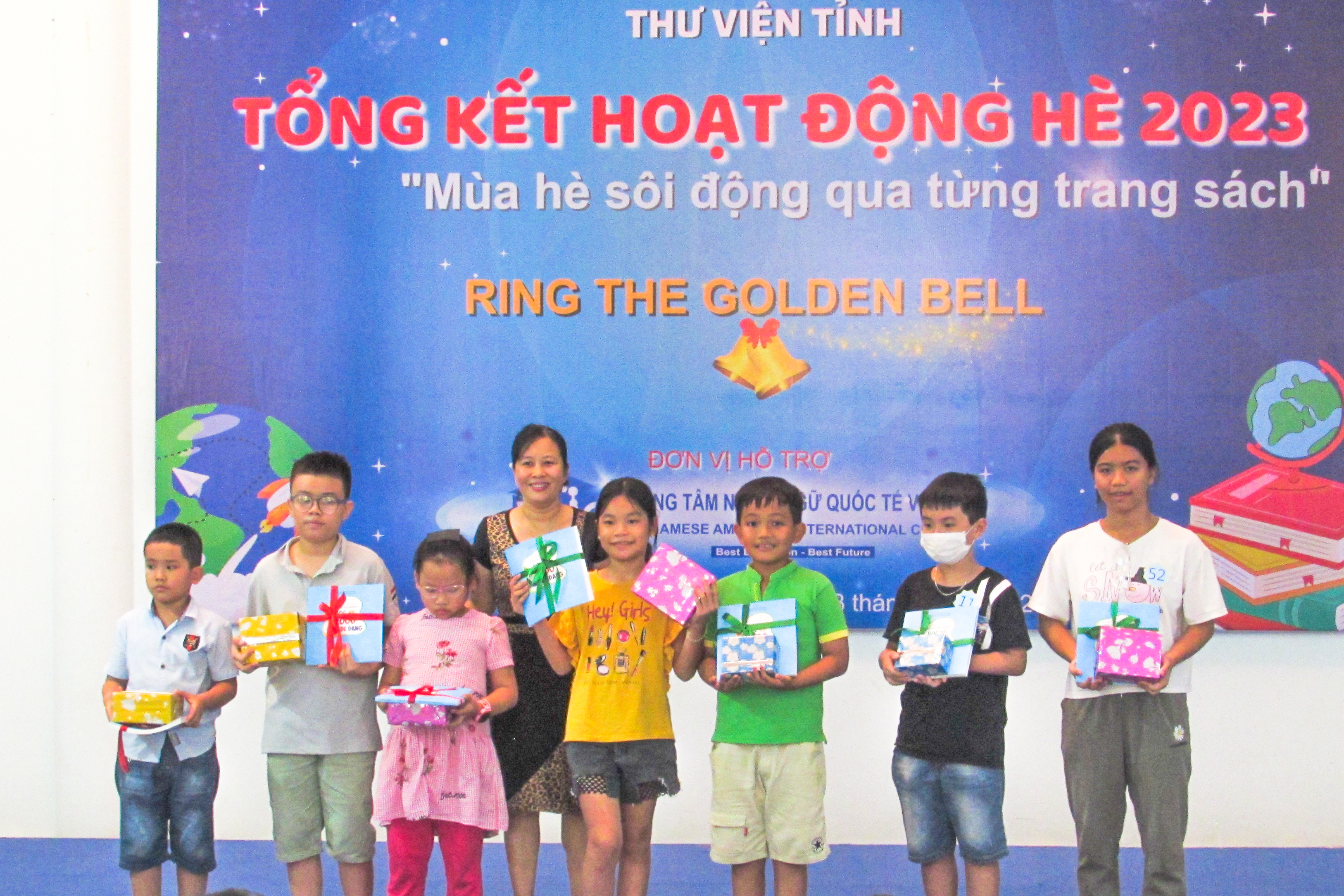 Thư viện tỉnh Khánh Hòa:: Tổng kết hoạt động hè