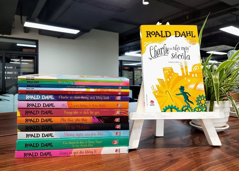 Một số tác phẩm của “người kể chuyện số một thế giới” Roald Dahl được dịch sang tiếng Việt.