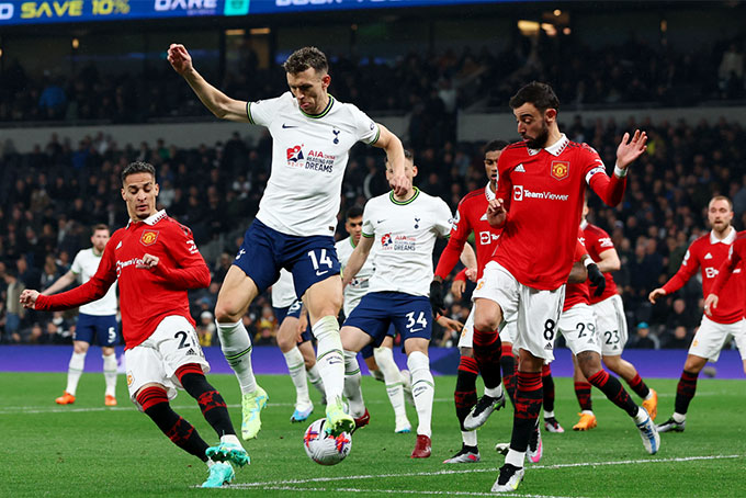 Cả Tottenham lẫn Manchester United đều thiếu sự ổn định khi mùa giải mới bắt đầu.