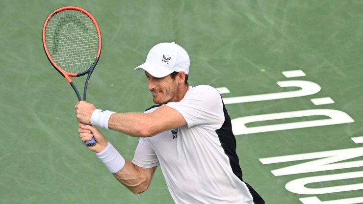 Tay vợt người Anh Andy Murray trở lại mạnh mẽ phấn đấu vào Tốp 30 