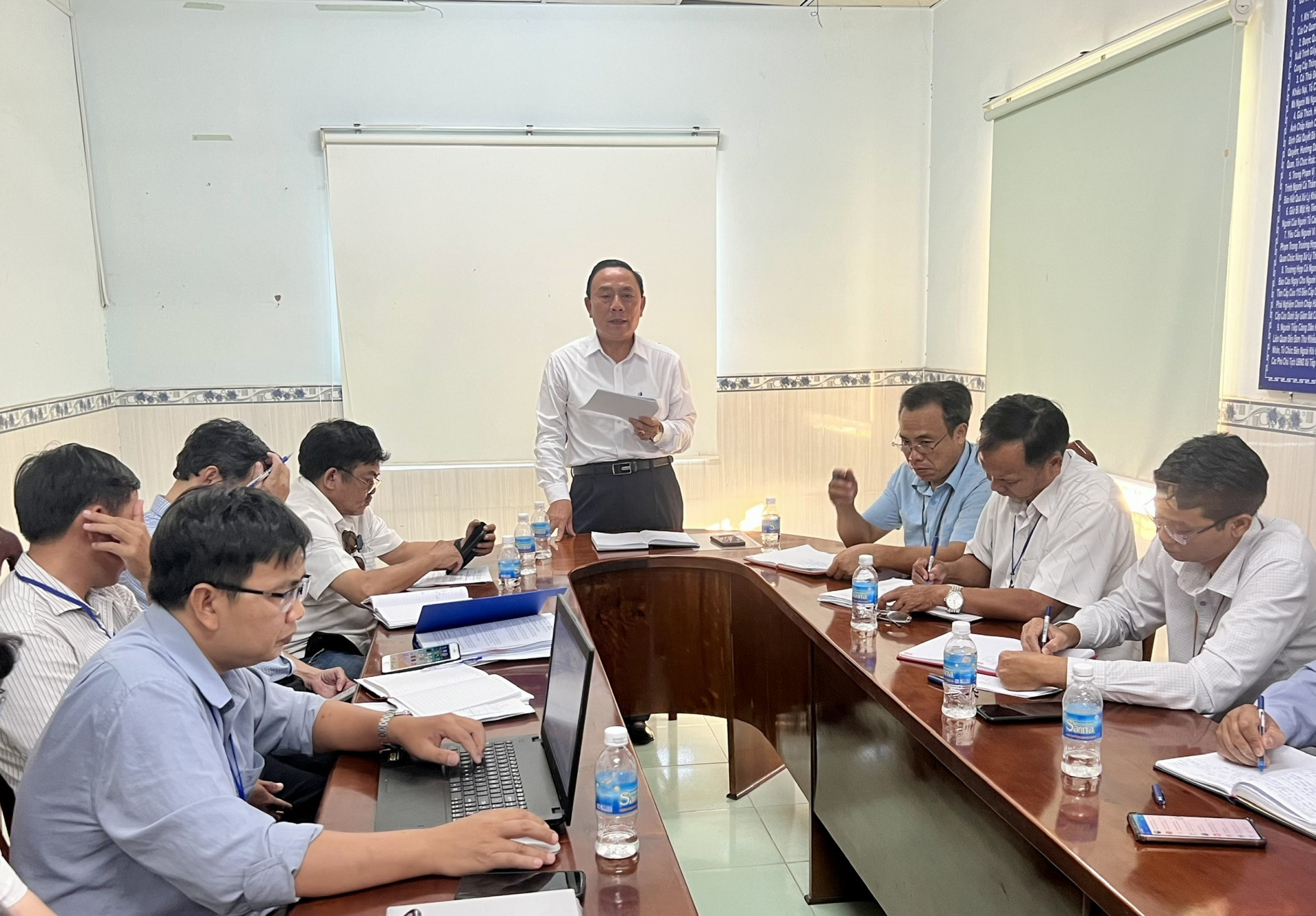 Ông Phạm Duy Lộc - Trưởng đoàn kiểm tra số 2 kết luận buổi làm việc. 