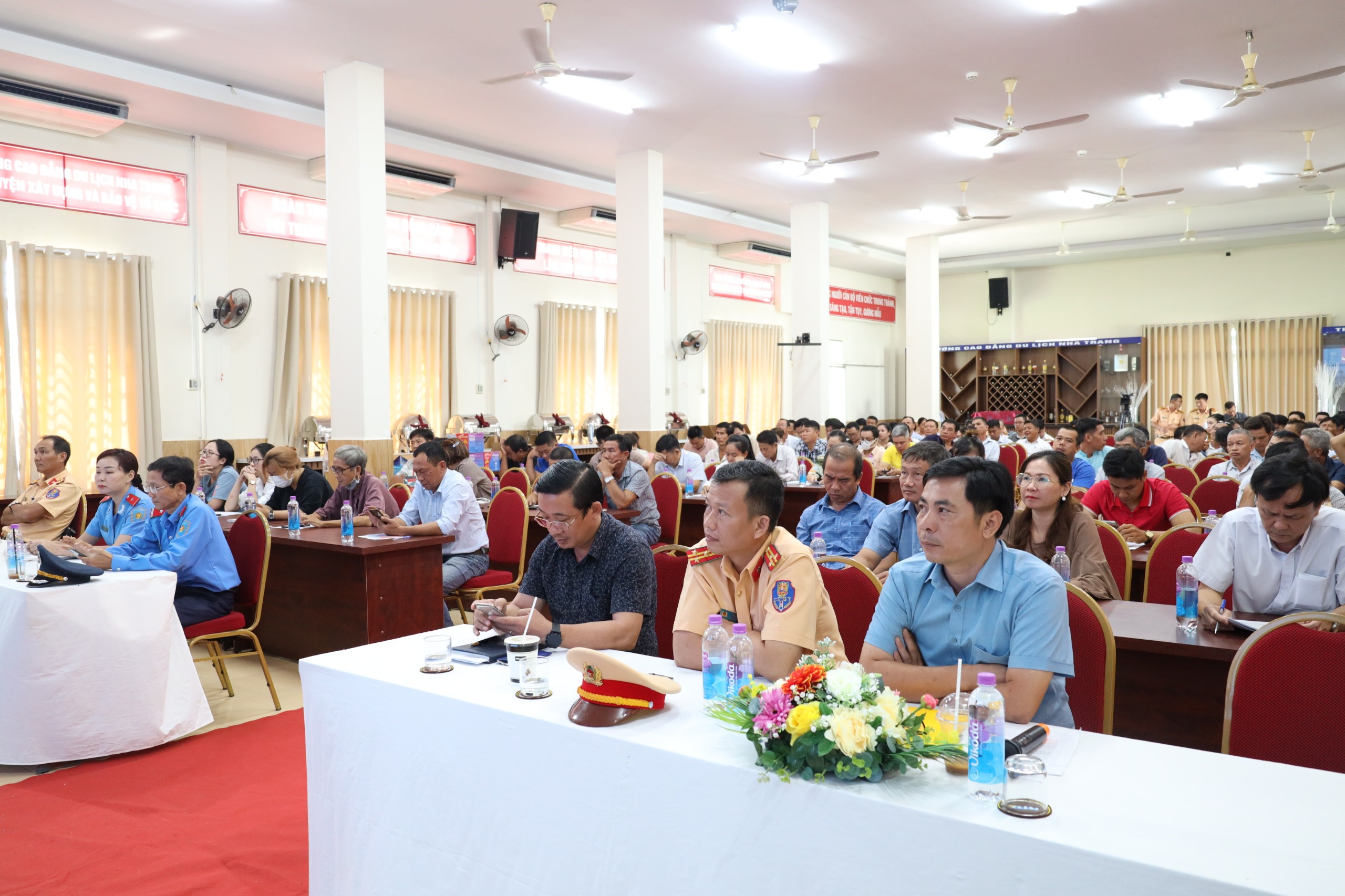 Gần 200 doanh nghiệp được tuyên truyền quy định về kinh doanh vận tải bằng ô tô