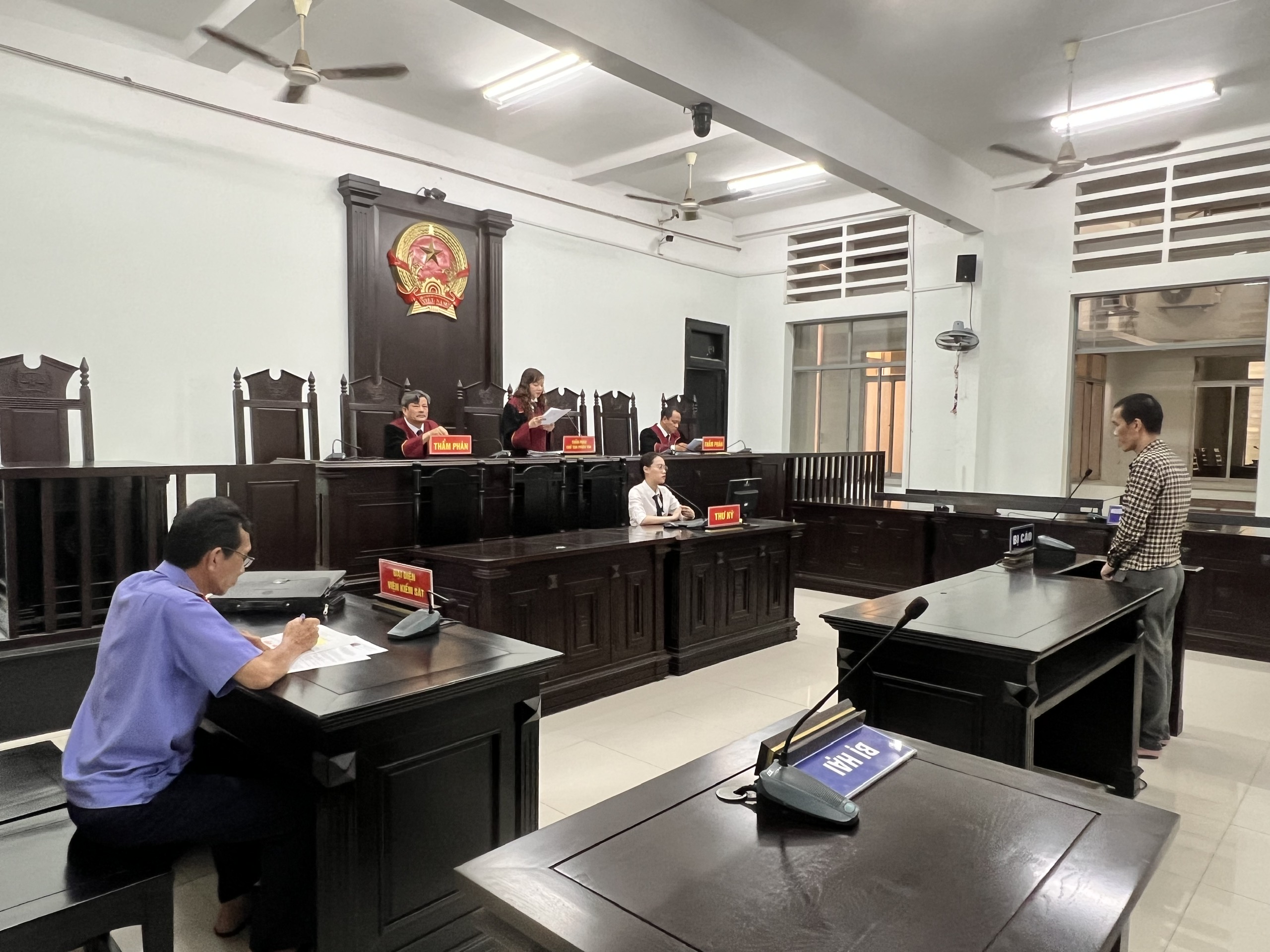 Trả giá vì bẫy chó bằng bả độc