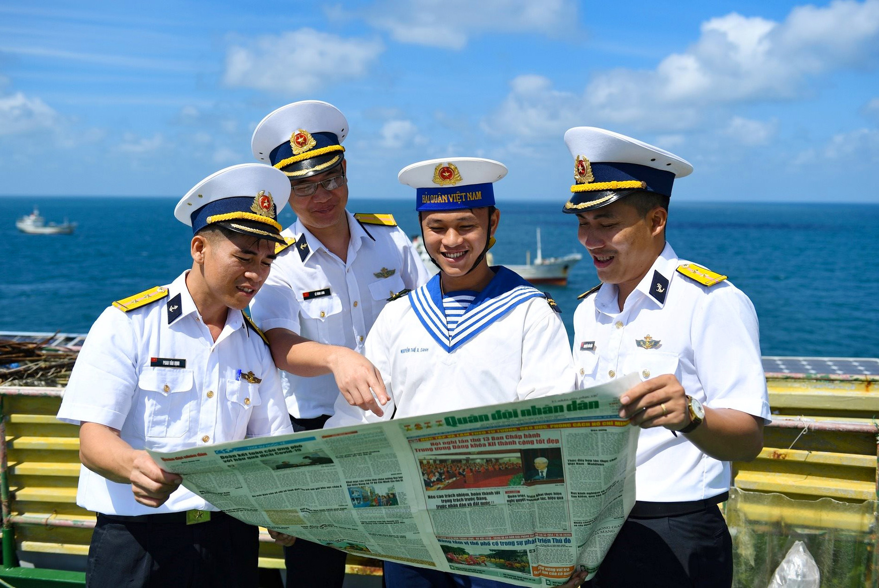 Đẩy mạnh đấu tranh phản bác các quan điểm sai trái, thù địch, chống “diễn biến hòa bình” trên lĩnh vực tư tưởng, văn hóa trong quân đội nhân dân Việt Nam qua tác phẩm “Một số vấn đề lý luận và thực tiễn về chủ nghĩa xã hội và con đường đi lên chủ nghĩa xã hội ở Việt Nam” của Tổng Bí thư Nguyễn Phú Trọng