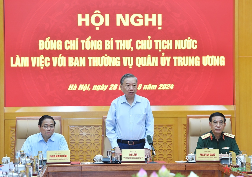 Tổng Bí thư, Chủ tịch nước Tô Lâm, Bí thư Quân ủy Trung ương thăm, làm việc với Ban Thường vụ Quân ủy Trung ương - Ảnh: QĐND