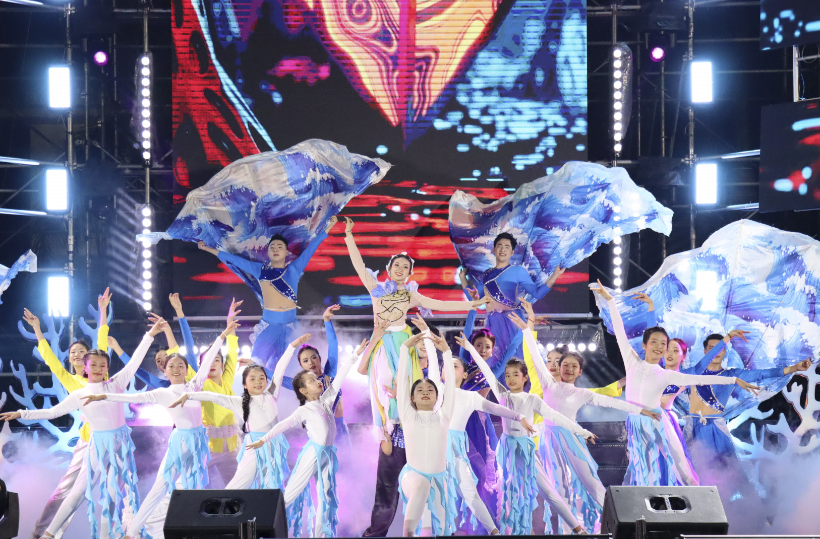 Khai mạc Lễ hội tôm hùm Cam Ranh năm 2024