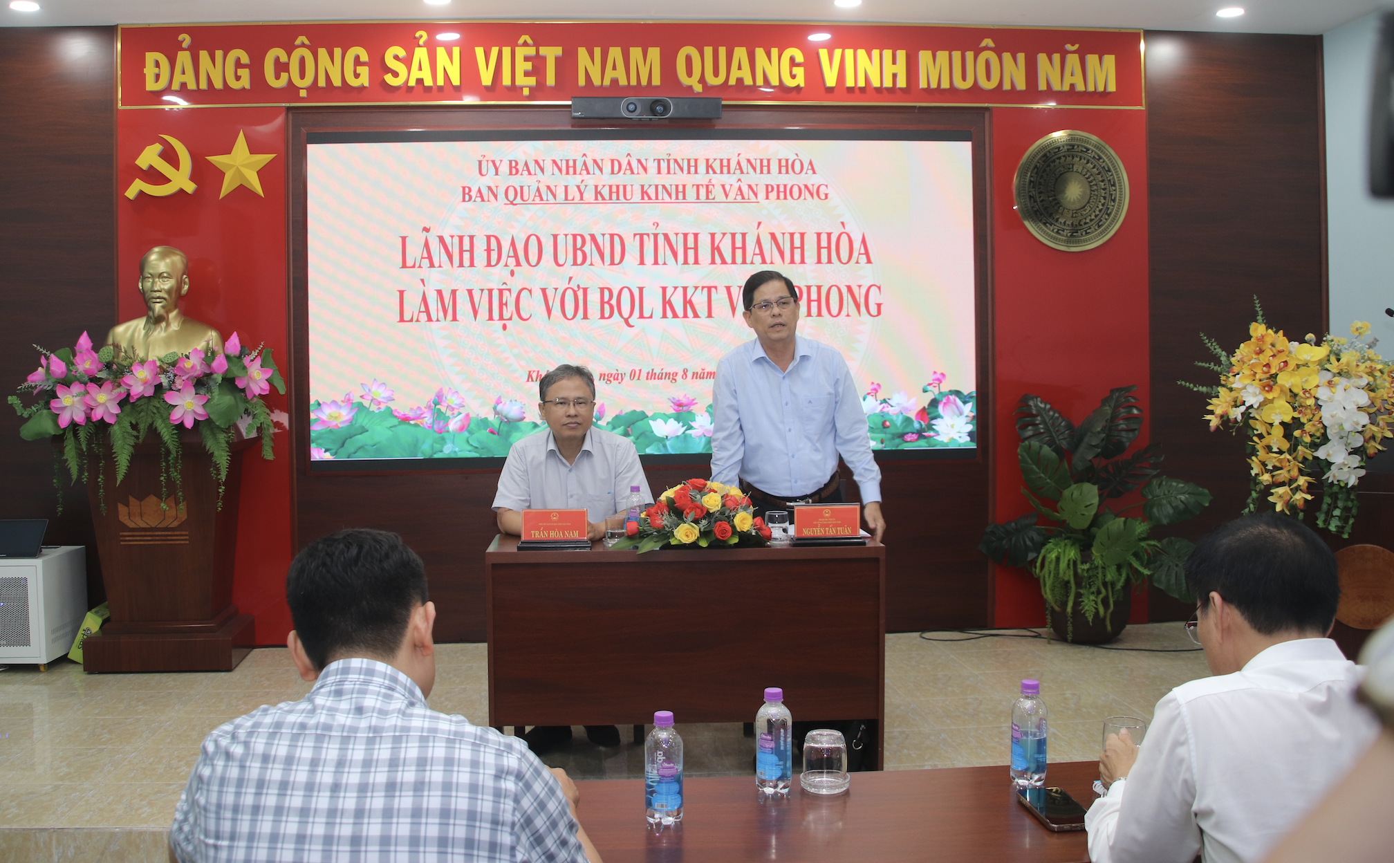 Tập trung nguồn lực cao nhất cho Khu kinh tế Vân Phong