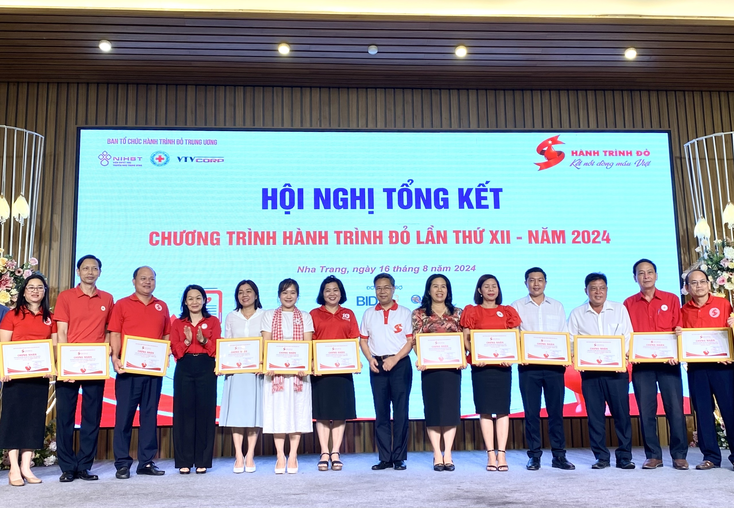 Chương trình Hành trình Đỏ lần thứ XII: Tiếp nhận gần 128.120 đơn vị máu hiến