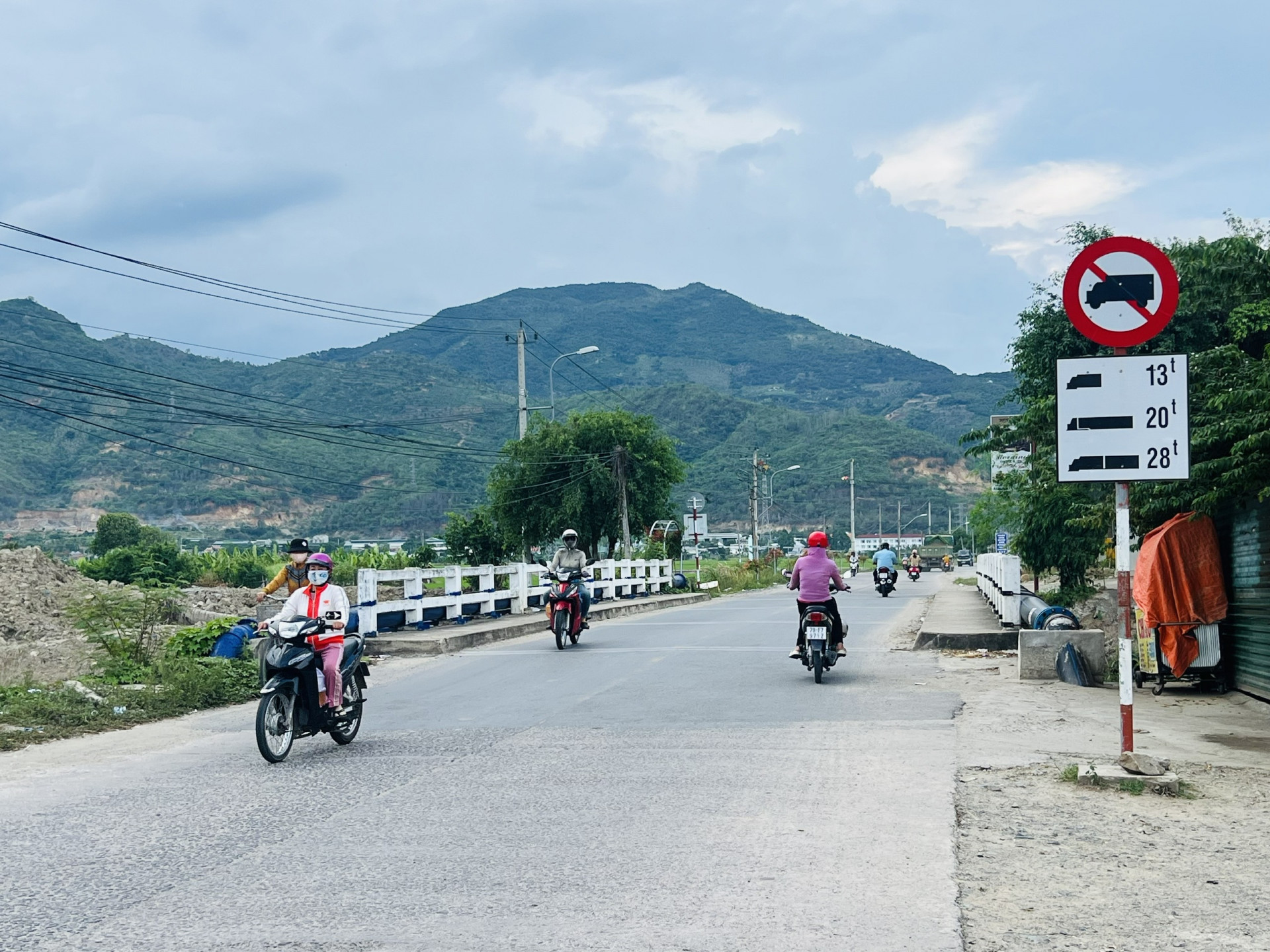 Điểm đầu Dự án Đường giao thông liên vùng Diên Khánh tại phía bắc cầu Vĩnh Phương