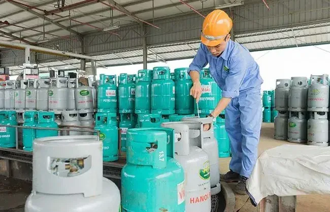 Giá gas tháng 8 tăng trở lại