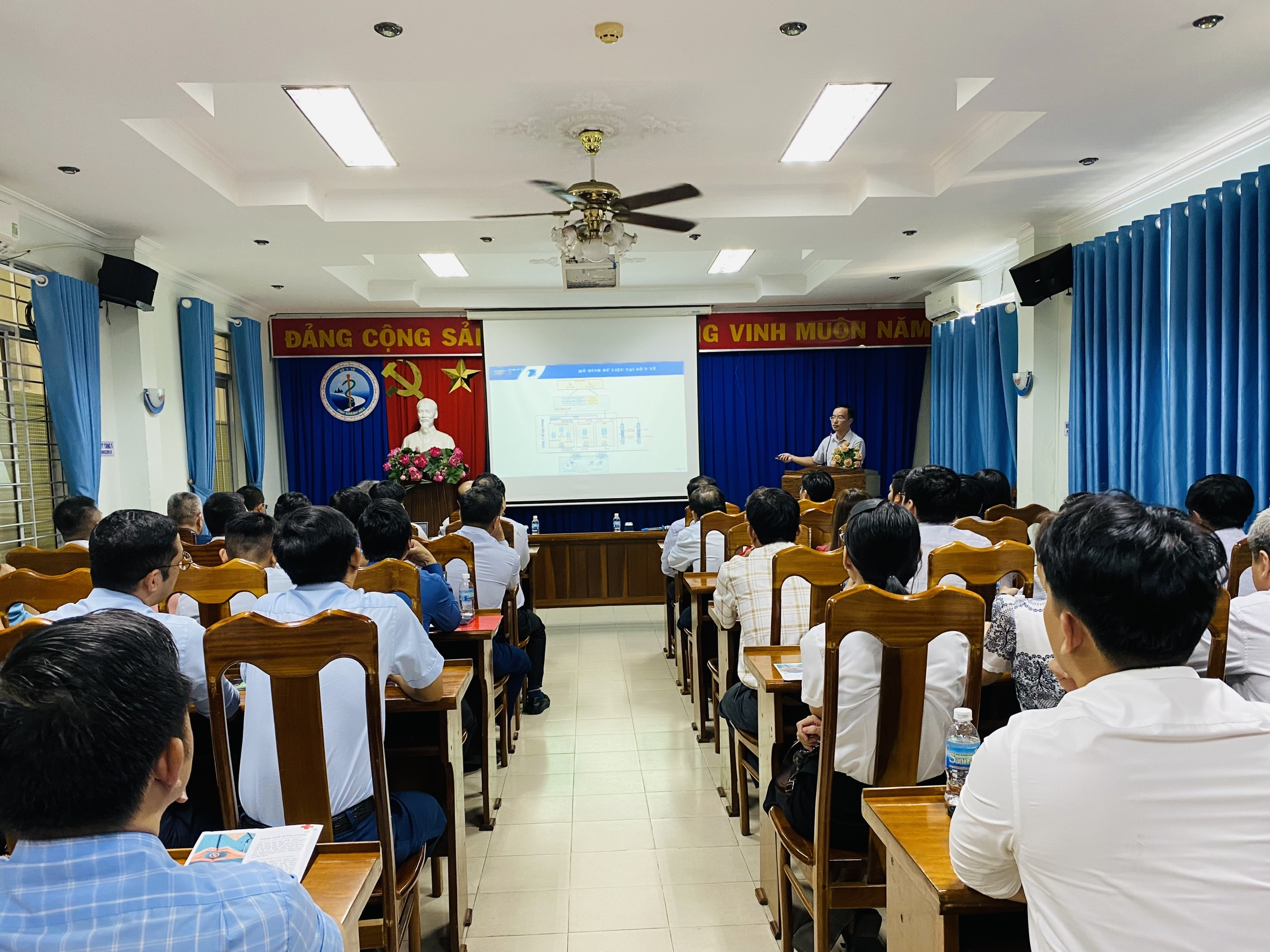 Hội thảo Chuyển đổi số ngành y tế