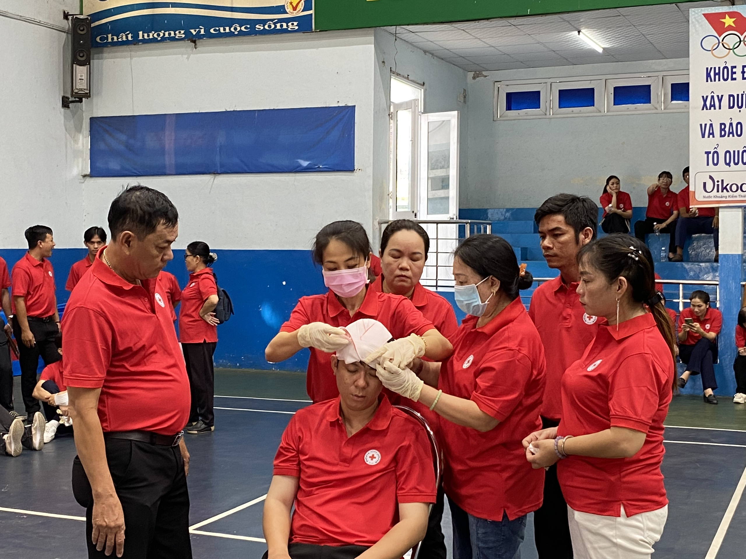 Gần 200 người tham gia Hội thao Sơ cấp cứu TP. Nha Trang