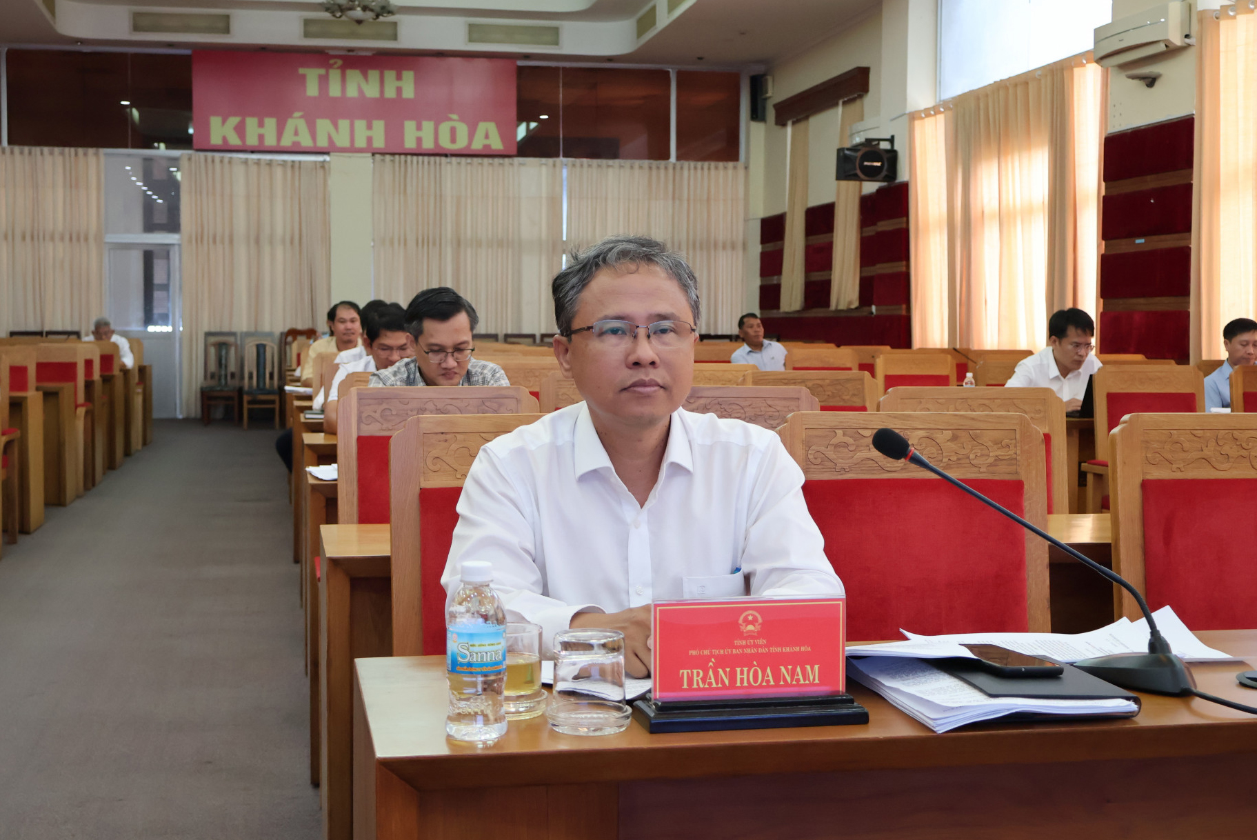 Ông Trần Hòa Nam - Phó Chủ tịch UBND tỉnh dự họp trực tuyến.