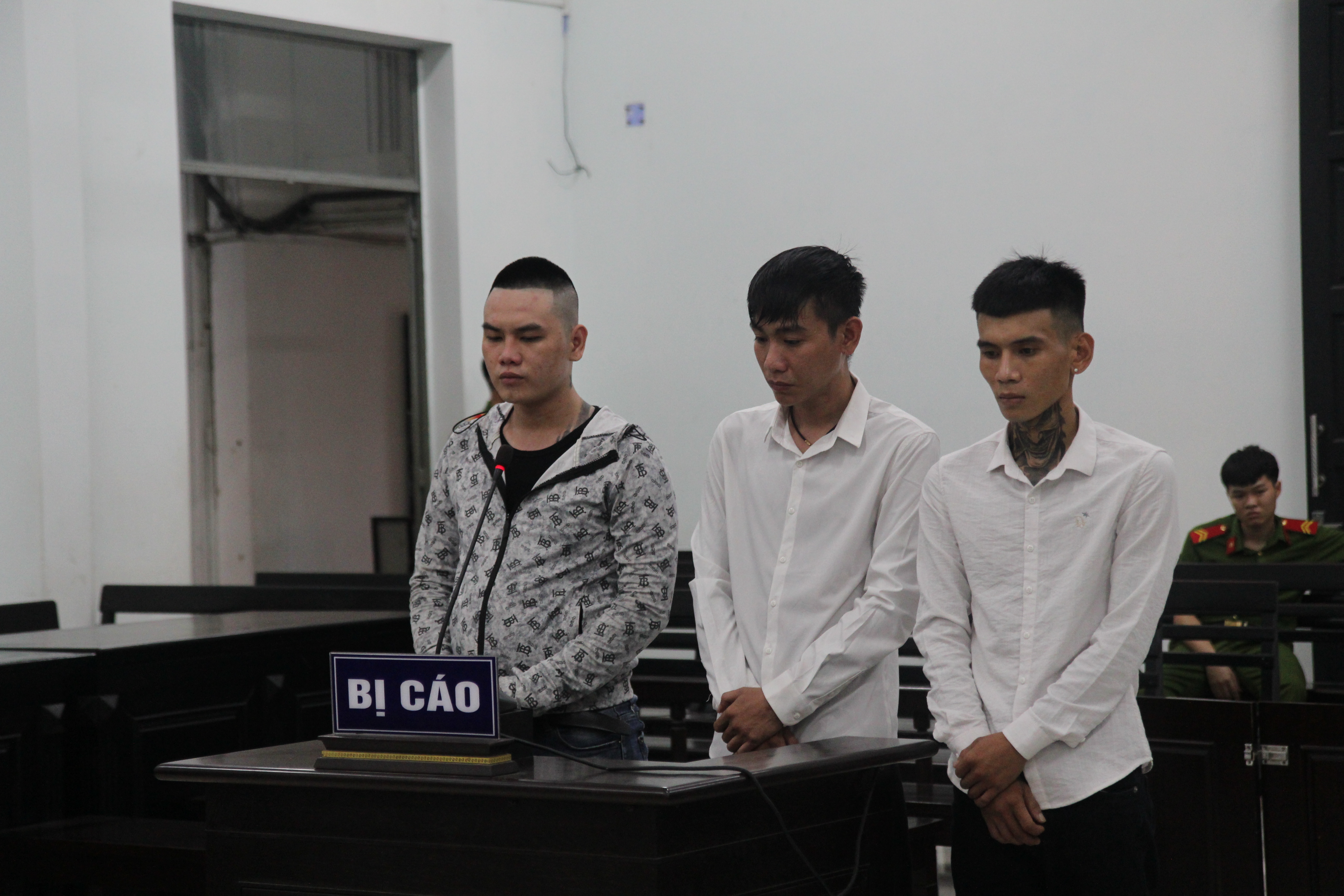 Rủ nhau đi đánh trả thù, 4 bị cáo lãnh án