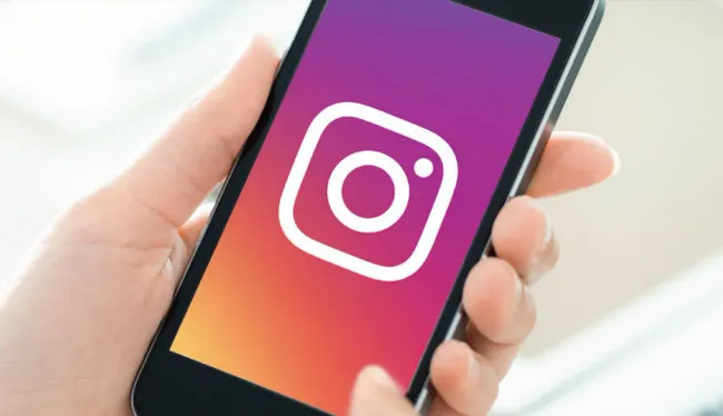 Instagram nâng cấp tính năng chia sẻ khoảnh khắc