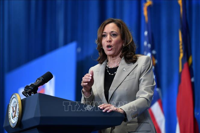 Bà Kamala Harris vận động bầu cử tại Bắc Carolina (Mỹ), ngày 18/7/2024. Ảnh: AA/TTXVN
