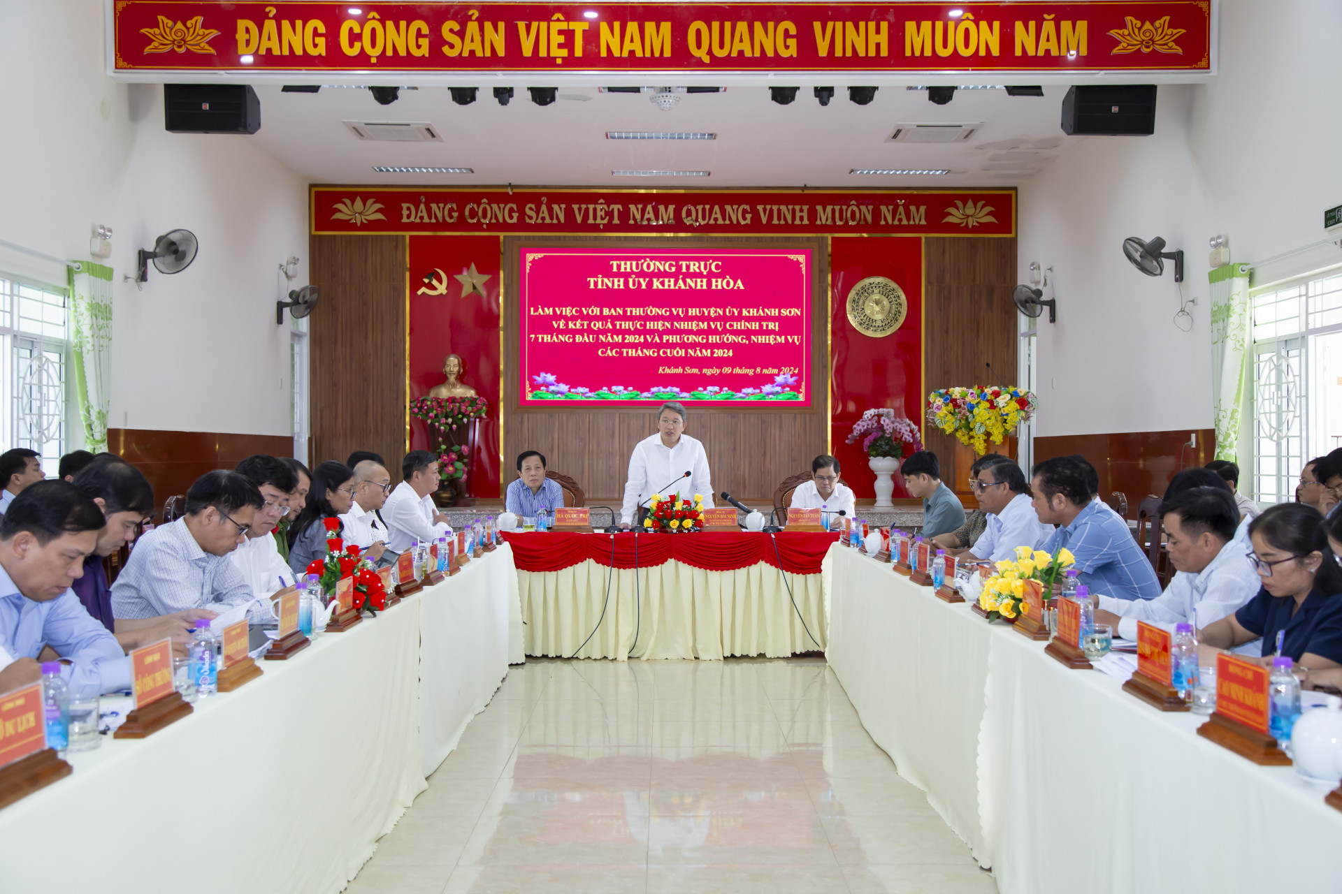 Bí thư Tỉnh ủy Nguyễn Hải Ninh phát biểu chỉ đạo tại buổi làm việc