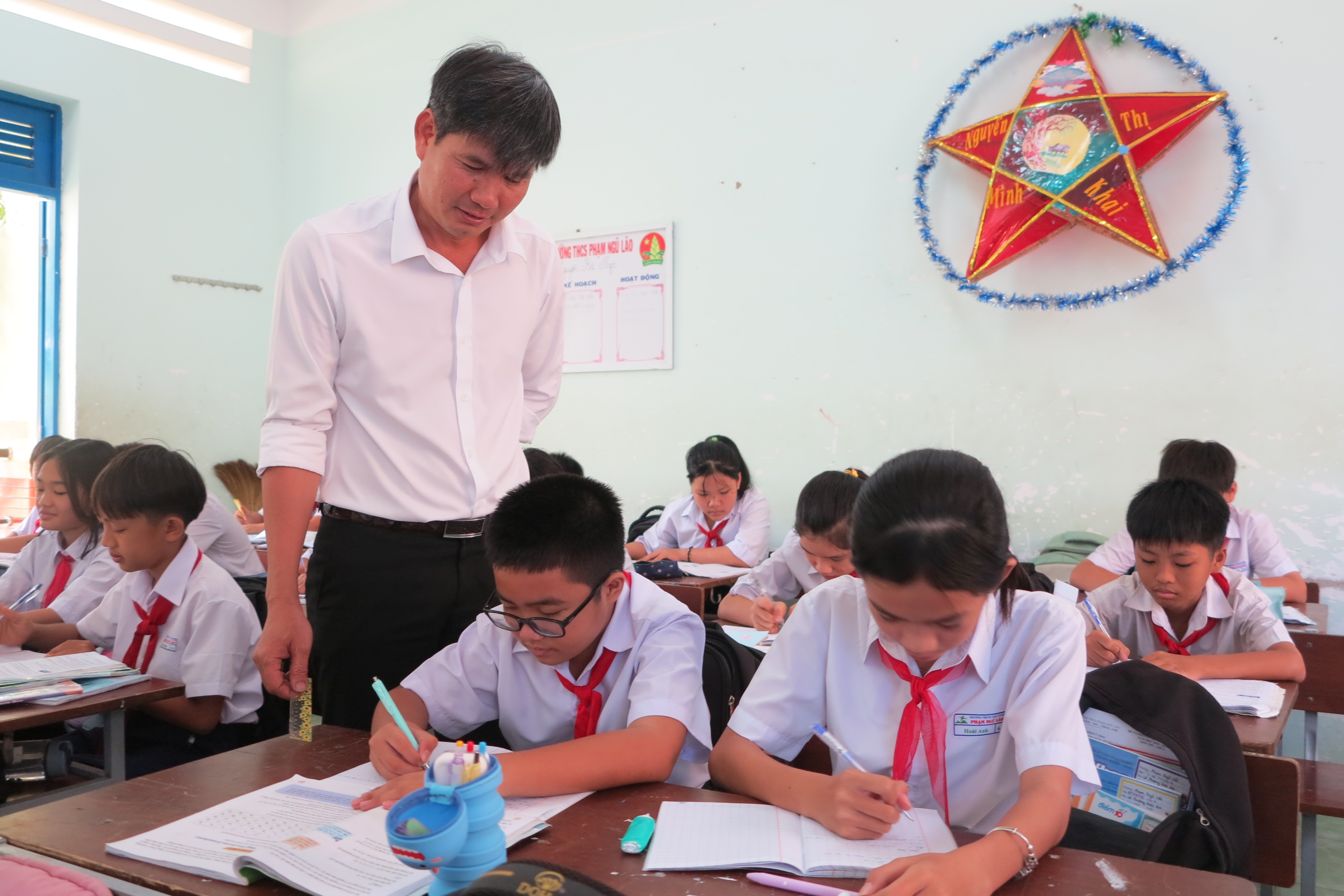 Hướng dẫn xây dựng và thực hiện kế hoạch giáo dục của nhà trường