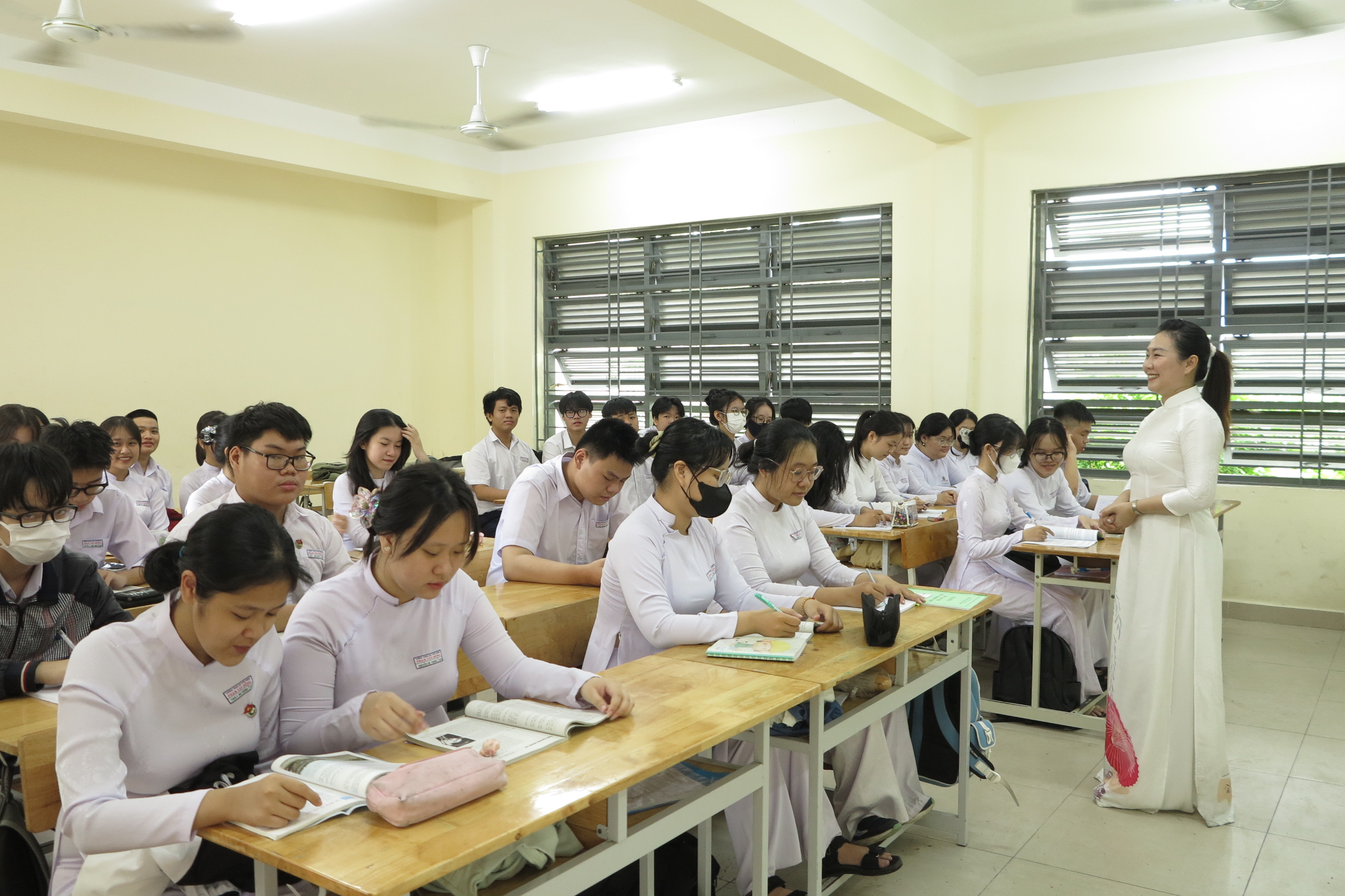 Thi chọn học sinh giỏi cấp tỉnh năm học 2024 - 2025: Thực hiện theo chương trình mới