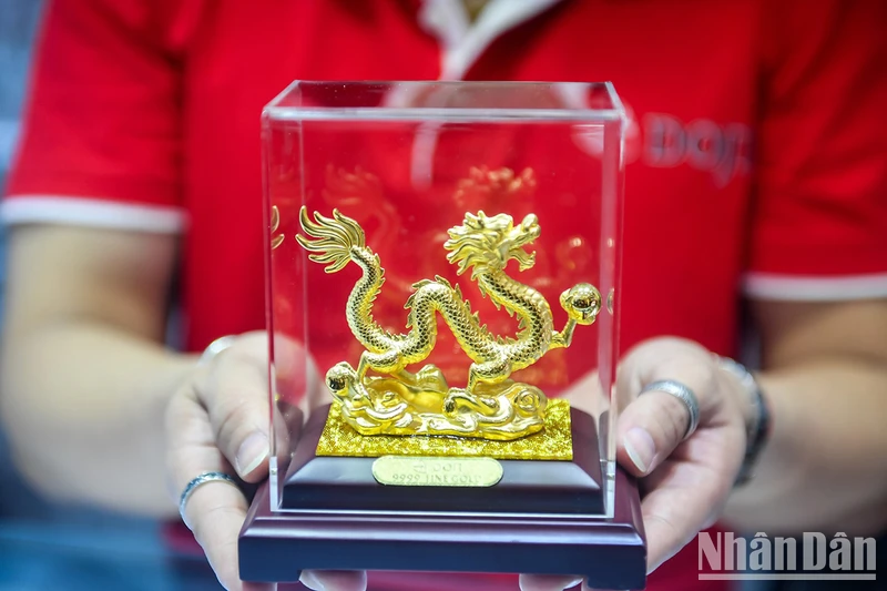 Giá vàng ngày 14/8: Vàng nhẫn lên sát 78 triệu đồng/lượng