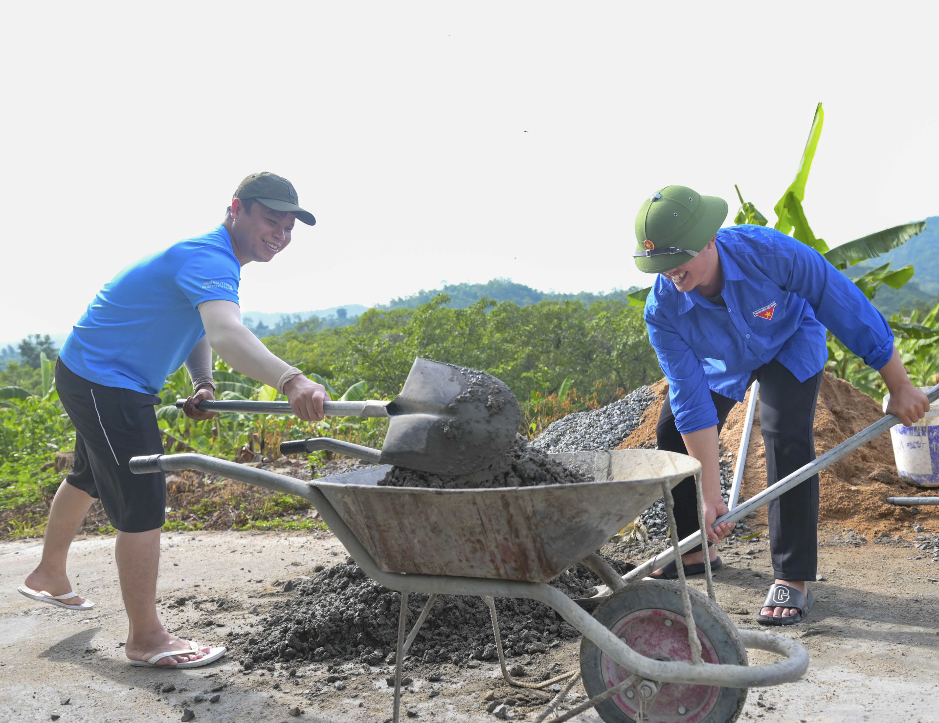 Tổ chức được 174 đội hình tình nguyện hè trong tháng 7