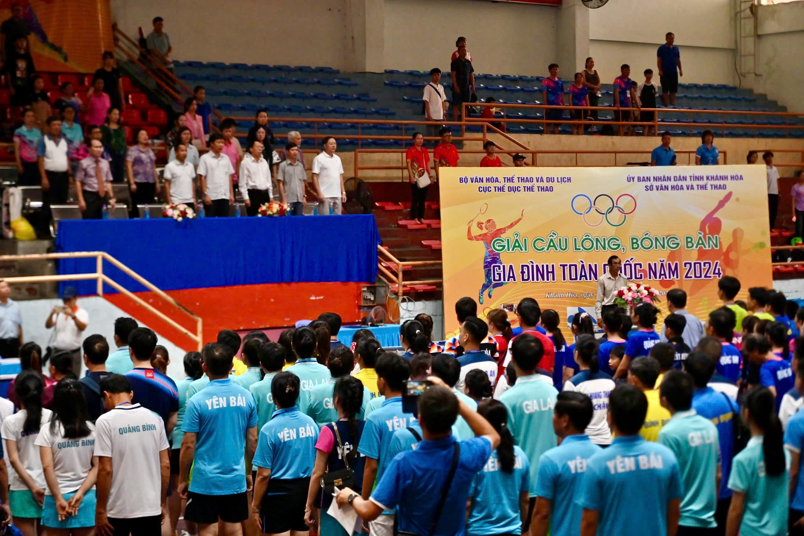 Hơn 500 vận động viên tham gia giải Cầu lông, bóng bàn gia đình toàn quốc