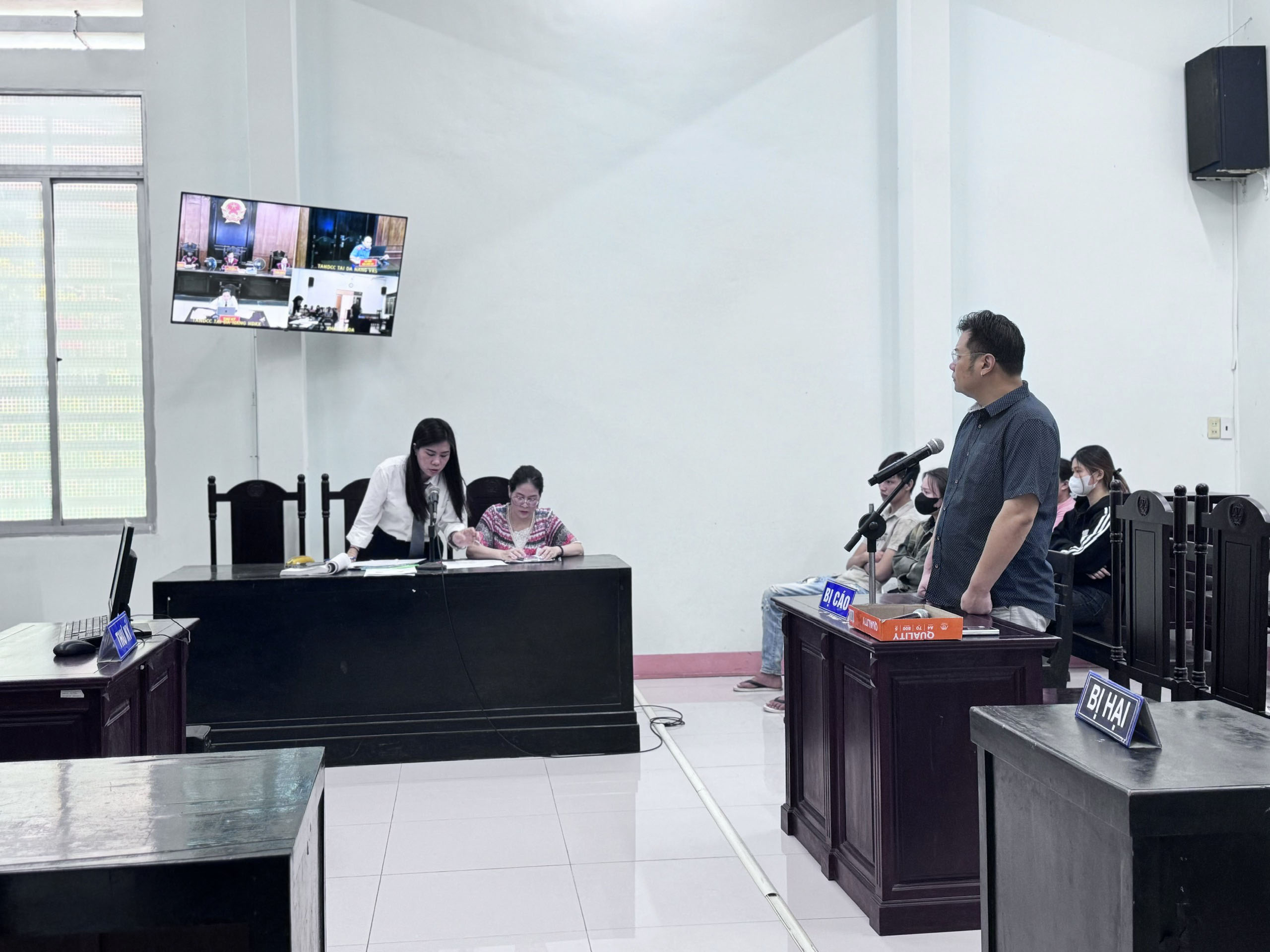 Bác kháng cáo của đối tượng đập phá xe người khác