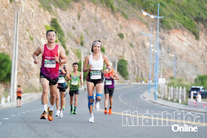 VnExpress Marathon Libera Nha Trang 2025: Giải chạy của những dấu ấn “lần đầu tiên”