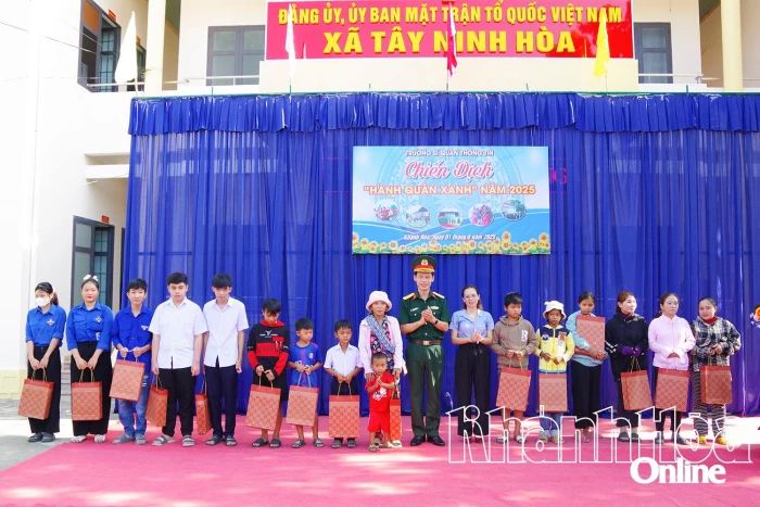 Chiến dịch Hành quân xanh của bộ đội thông tin