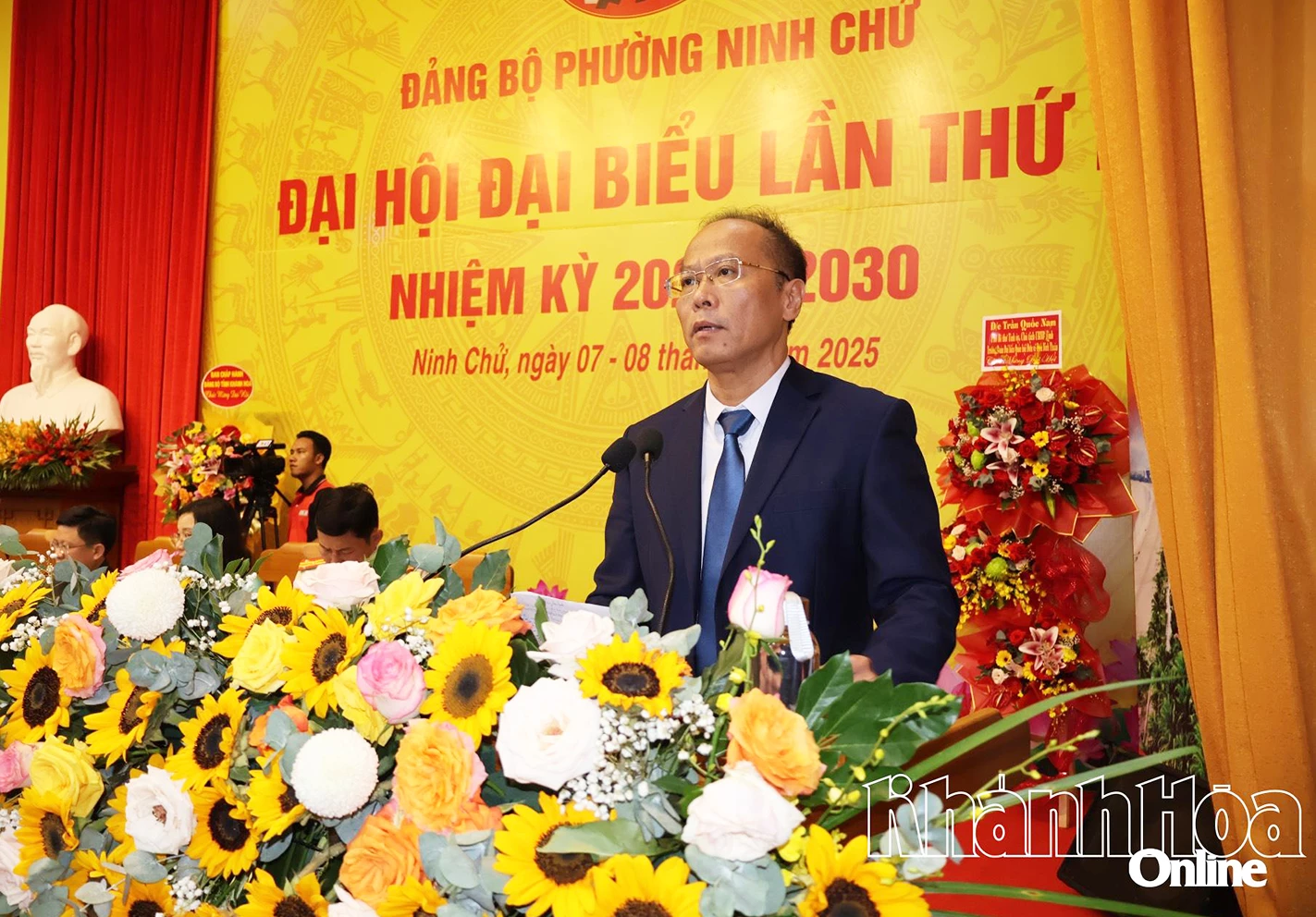 Đồng chí Nguyễn Khắc Hà phát biểu chỉ đạo đại hội.