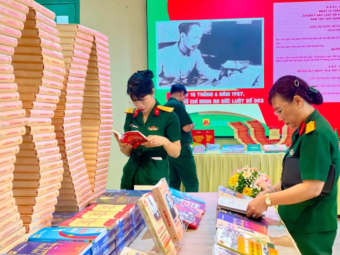 Nhà Xuất bản Quân đội nhân dân ra mắt bộ sách kỷ niệm 80 năm Quốc khánh 2-9