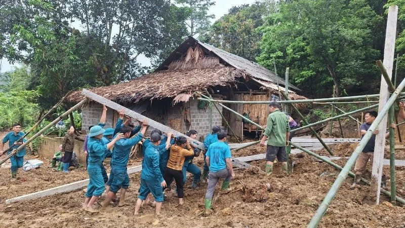 Chương trình xóa nhà tạm, nhà dột nát được tăng tốc triển khai trên toàn quốc.

