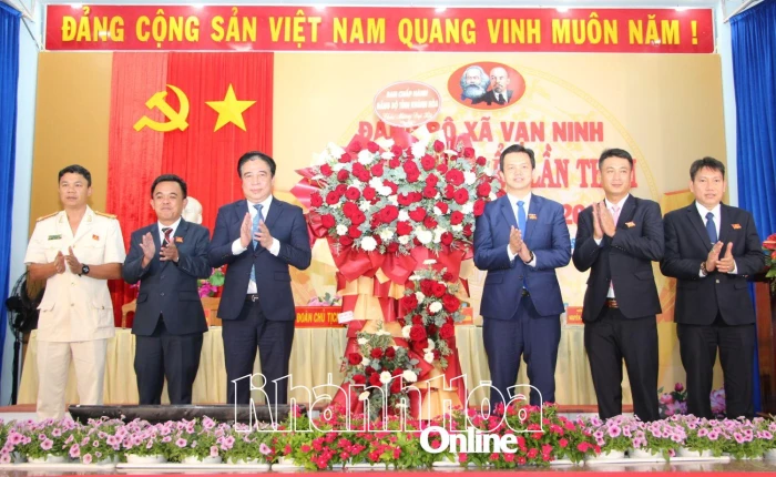 Đại hội đại biểu Đảng bộ xã Vạn Ninh lần thứ nhất, nhiệm kỳ 2025 - 2030
